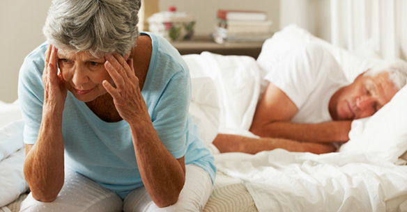 Nhiều người cao tuổi thường mất ngủ kinh niên và thuốc an thần chính là "vị cứu tinh" duy nhất.